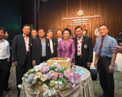 <strong>Read more about</strong><br />ส.ยกเหล็ก จัดงานขอบคุณสื่อมวลชนและฉลองวันเกิด “มาดามบุษ” บรรยากาศสุดชื่นมื่น ส.ยกเหล็ก จัดงานขอบคุณสื่อมวลชนและฉลองวันเกิด “มาดามบุษ” บรรยากาศสุดชื่นมื่น