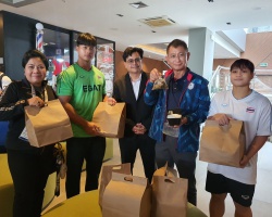 <strong>Read more about</strong><br />สถานเอกอัครราชทูต ณ กรุงลิมา เติมพลังทัพยกน้ำหนักไทยตลอดการแข่งขัน สถานเอกอัครราชทูต ณ กรุงลิมา เติมพลังทัพยกน้ำหนักไทยตลอดการแข่งขัน