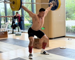 <strong>Read more about</strong><br />3 นักยกเหล็กไทยชุดสู้ศึกเอเชียลงฝึกซ้อมแล้ว-เจ้าภาพเตรียมการทุกอย่างเรียบร้อย 3 นักยกเหล็กไทยชุดสู้ศึกเอเชียลงฝึกซ้อมแล้ว-เจ้าภาพเตรียมการทุกอย่างเรียบร้อย