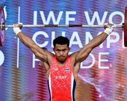 <strong>Read more about</strong><br />“เวฟ” กระหึ่มโลกคว้ารางวัลนักกีฬายอดเยี่ยมชาย ศึกยกน้ำหนักชิงชนะเลิศแห่งโลก ที่นอร์เวย์ “เวฟ” กระหึ่มโลกคว้ารางวัลนักกีฬายอดเยี่ยมชาย ศึกยกน้ำหนักชิงชนะเลิศแห่งโลก ที่นอร์เวย์