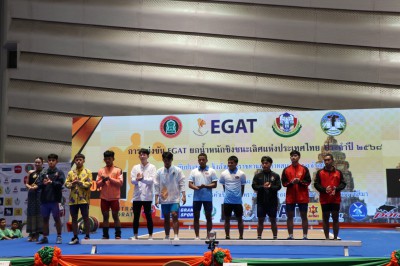 “ฟ่าง-ออย” โชว์ฟอร์มสมราคาฮีโร่โอลิมปิกเหมาเรียบคนละ 3 เหรีย ... Image 2