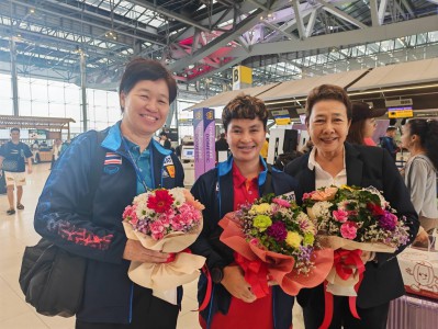จอมพลังชุดชิงชนะเลิศแห่งโลกหอบเหรียญกลับบ้านแล้ว-“เสธ.ยอด” น ... Image 12