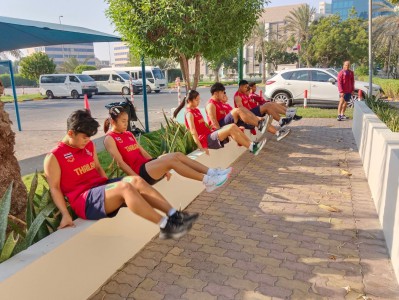 จอมพลังทีมชาติไทยเดินทางถึงกรุงมานามา พร้อมทำศึกเอเชี่ยนยูธเ ... Image 6