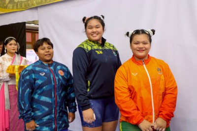 โรงเรียนกีฬาเทศบาลนครนครราชสีมา ทีมเอ ชนะเลิศคะแนนรวมทีมเยาว ... Image 9