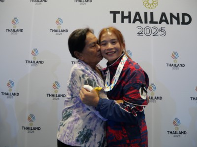 จอมพลังไทยกระฉูดเหมา 3 เหรียญทอง “เวฟ“ ปลดล็อกซีเกมส์และทุบส ... Image 14