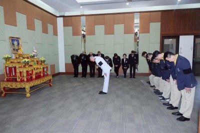 พลตรีหญิง ท่านผู้หญิงอรอนงค์ ปิยนาฏวชิรพัทธ์ มอบหมายให้ พลตร ... Image 2