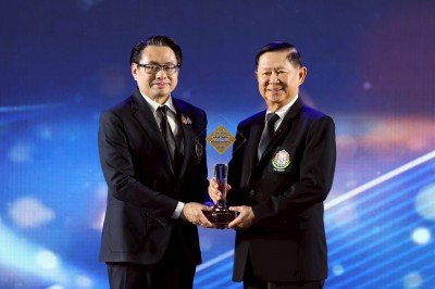 “วีรพล” คว้านักกีฬาสมัครเล่นชายดีเด่น-“เสธ.ยอด-มาดามบุษ” รับ ... Image 3