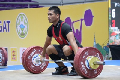 “เวฟ” โชว์กระชาก 3 เหรียญทอง-“ธีระวัตร-บุศยา” ฟอร์มเฉียบคว้า ... Image 12