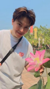 จอมพลังดาวรุ่งขอพรพระวัดเจดีย์หลวงวรวิหาร-เสริมสิริมงคลก่อนท ... Image 6