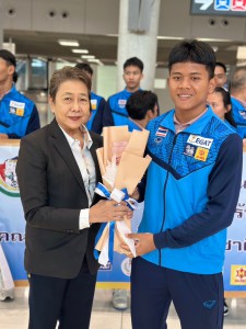 นักยกน้ำหนักชุดยุวชนและเยาวชนเอเชียหอบเหรียญถึงประเทศไทยแล้ว Image 19