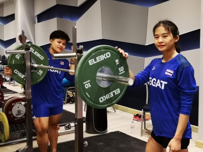 7 นักกีฬายกน้ำหนักทีมชาติไทยชุ เตรียมขึ้นเวทีสู้ศึกเยาวชนโลก ... Image 1